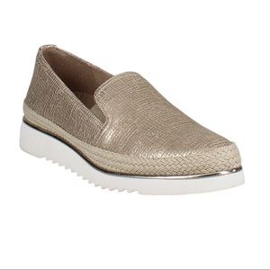 Donald J Pliner Finni Gold Leather Slip On Platform Metallic Sneakers Loafers 6